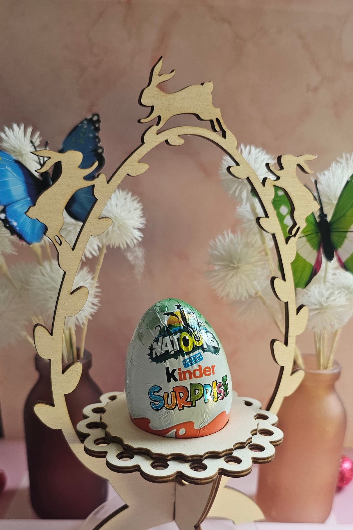 rabbits running through the bush Easter Egg holder